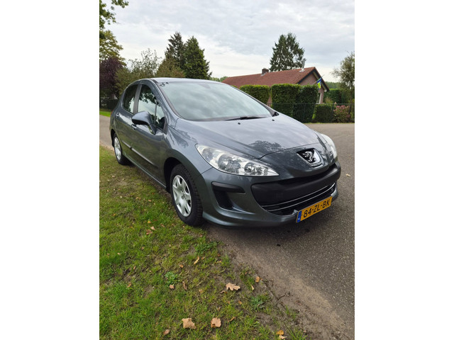 Foto 4 van Peugeot 308 1.4 VTi X-line 87dkm NAP Airco