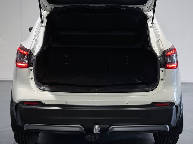 Foto 2 van Nissan Qashqai 1.2 Tekna + BOSE /Clima/Cruise/LED/PANO/Keyless/Leer/360°/Memory/Sfeer/LMV