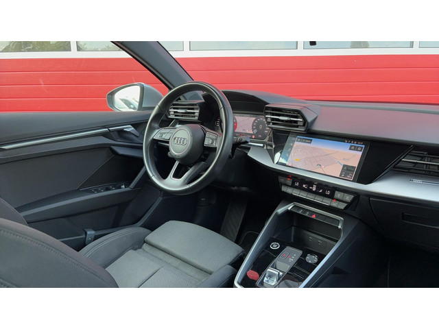 Foto 9 van Audi A3 Sportback 30 TFSI Advanced edition AUTOMAAT / FULL LED / CARPLAY / NAVI / CLIMA / PDC / NL-A
