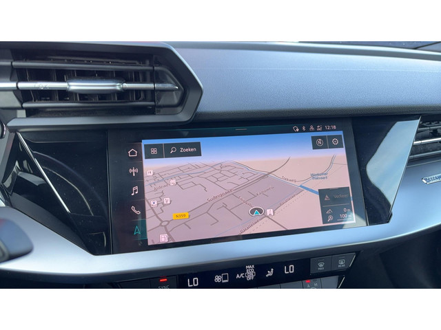 Foto 3 van Audi A3 Sportback 30 TFSI Advanced edition AUTOMAAT / FULL LED / CARPLAY / NAVI / CLIMA / PDC / NL-A