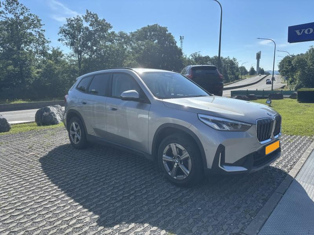 Foto 8 van BMW X1 sDRIVE18i AUTOMAAT Leder | Winterpakket | Carplay/Android | Sportstoelen