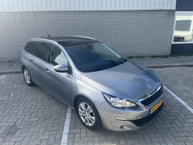 Foto 3 van Peugeot 308 SW 1.6 BlueHDI Clima Leer Stoelverw Camera Pano