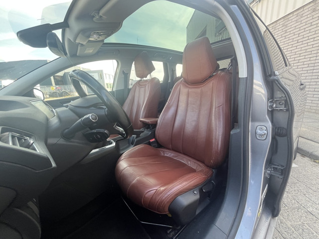 Foto 6 van Peugeot 308 SW 1.6 BlueHDI Clima Leer Stoelverw Camera Pano
