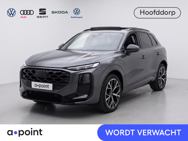 Audi Q3 1.5 e-hybrid S edition 272 pk S-tronic | Verlengde garantie | Navigatie | Panoramadak | Trek