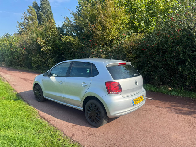 Foto 9 van Volkswagen Polo 1.2-12V BlueMotion |Cruise|Stoelverw.|Airco|Luxe|