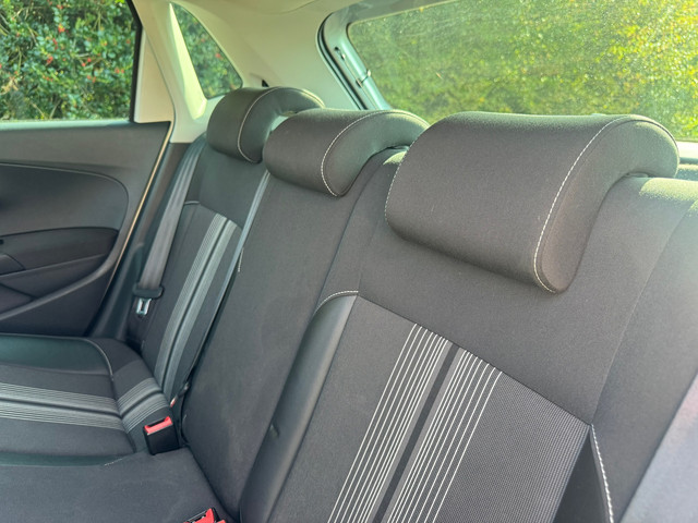 Foto 5 van Volkswagen Polo 1.2-12V BlueMotion |Cruise|Stoelverw.|Airco|Luxe|