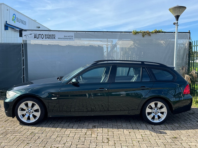 Foto 5 van BMW 3-serie Touring 318i - Airco-Cruise-PDC- APK 03-27