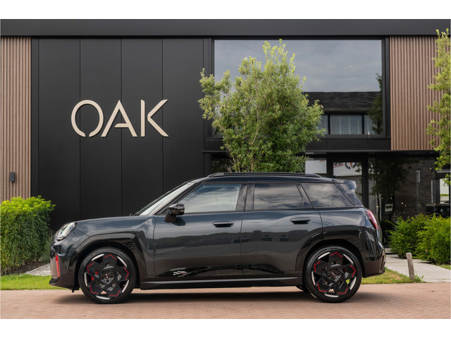 Foto 2 van MINI Aceman E JCW John Cooper Works 54.2 kWh | Panorama | H&K | Head-Up | 19"LM | Legend Grey