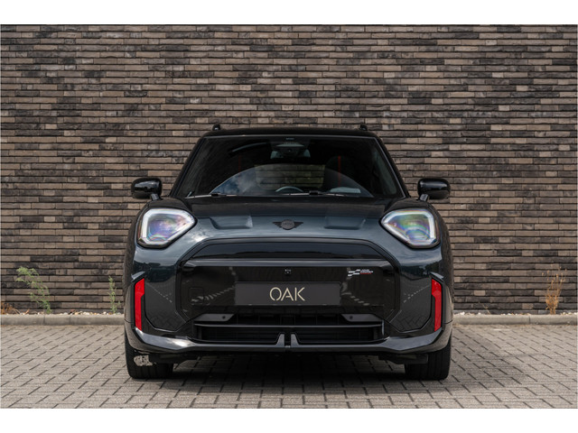 Foto 4 van MINI Aceman E JCW John Cooper Works 54.2 kWh | Panorama | H&K | Head-Up | 19"LM | Legend Grey