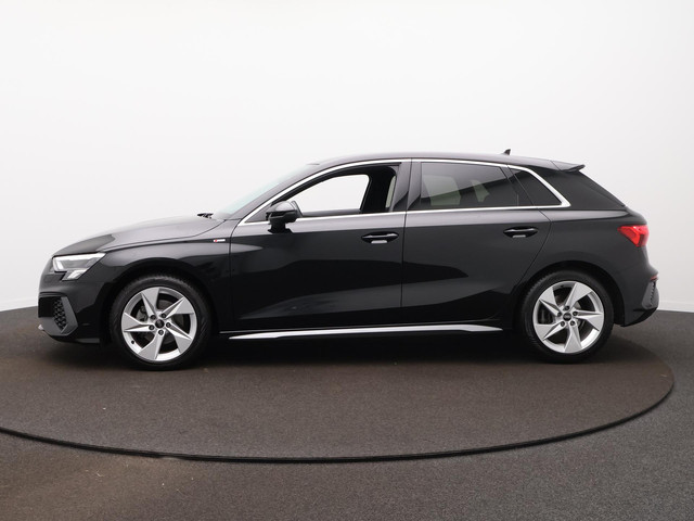 Foto 2 van Audi A3 Sportback 35 TFSI S edition | ACC | Stoelverwarming | Navi |
