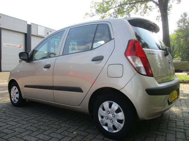Foto 3 van Hyundai I10 1.1 5-drs Airco