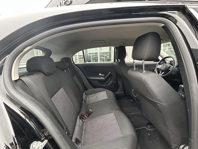 Foto 4 van Mercedes-Benz A-klasse 160 Business Solution