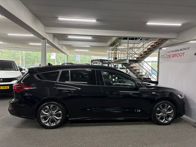 Foto 7 van Ford Focus Wagon 1.0 EcoBoost Hybrid ST Line/ NL auto/ Eerste eigenaar/ BTW auto