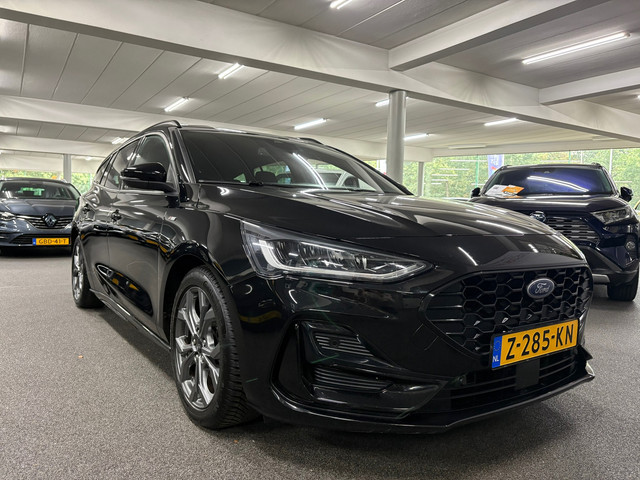 Foto 8 van Ford Focus Wagon 1.0 EcoBoost Hybrid ST Line/ NL auto/ Eerste eigenaar/ BTW auto
