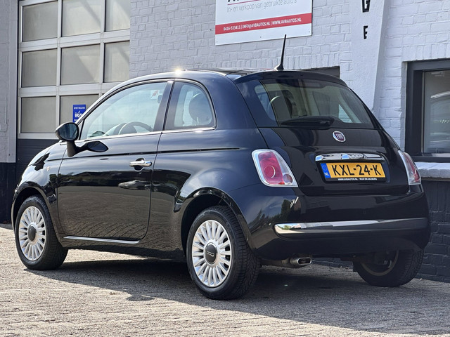 Foto 4 van Fiat 500 1.2 Lounge Panoramadak Airco PDC APK t/m 31-10-2027