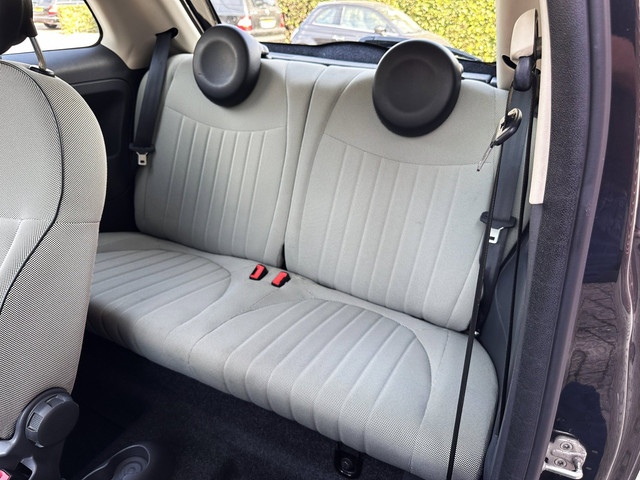 Foto 10 van Fiat 500 1.2 Lounge Panoramadak Airco PDC APK t/m 31-10-2027