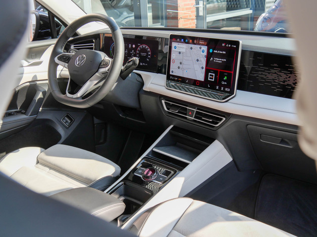 Foto 9 van Volkswagen Tiguan 1.5 eHybrid Elegance | TREKHAAK | CAMERA |