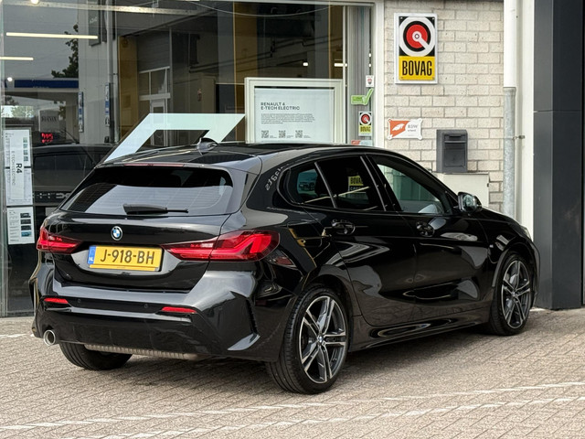 Foto 6 van BMW 1-serie 118i Executive Edition | NAP | Dealer onderhouden | Stoelverwarming | Navigatie | LED |