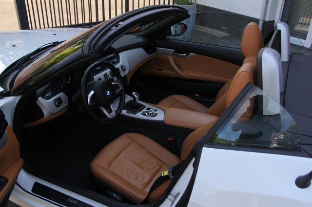 Foto 10 van BMW Z4 2.3i sDrive Executive / top staat / perfecte historie /