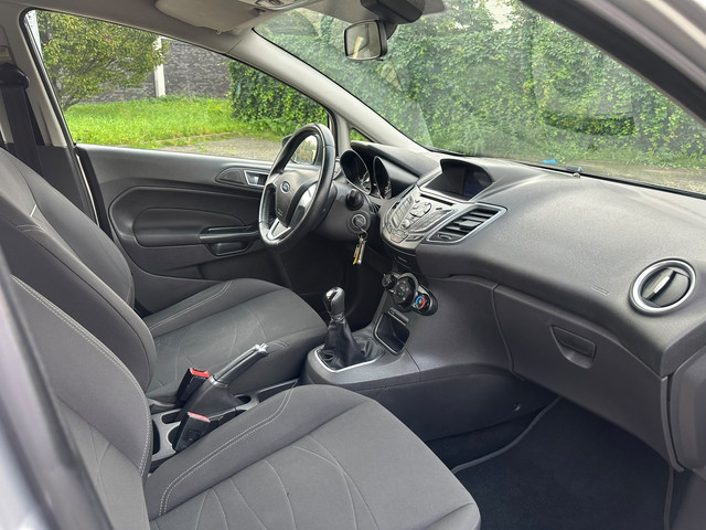 Foto 3 van Ford Fiesta 1.5 TDCi Style Lease