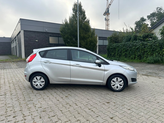 Foto 9 van Ford Fiesta 1.5 TDCi Style Lease