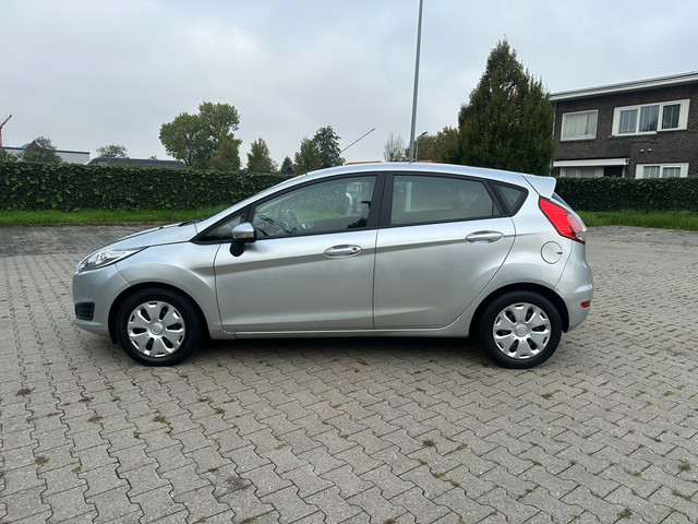 Foto 10 van Ford Fiesta 1.5 TDCi Style Lease