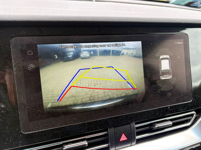 Foto 8 van Kia e-Niro ExecutiveLine 64 kWh | Schuifdak | Leder | Memory Seats | Stoelverwarming & Ventilatie |