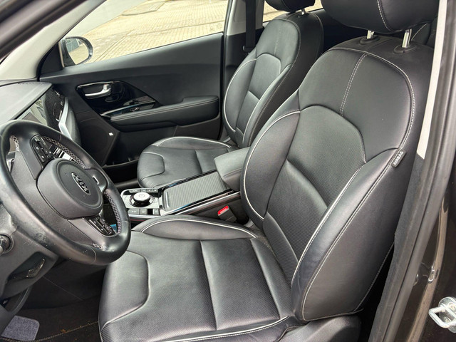 Foto 7 van Kia e-Niro ExecutiveLine 64 kWh | Schuifdak | Leder | Memory Seats | Stoelverwarming & Ventilatie |