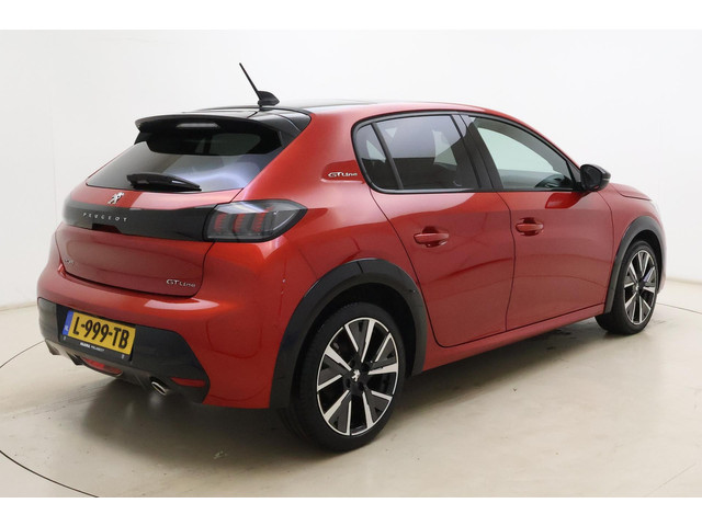 Foto 9 van Peugeot 208 1.2 PureTech GT-Line | Stoelverwarming | Adaptive cruise control | Panoramadak | Achteru