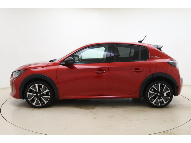 Foto 6 van Peugeot 208 1.2 PureTech GT-Line | Stoelverwarming | Adaptive cruise control | Panoramadak | Achteru