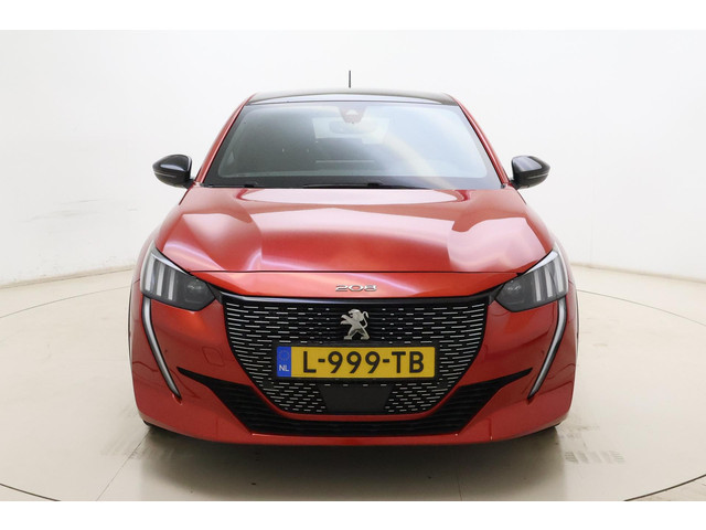 Foto 5 van Peugeot 208 1.2 PureTech GT-Line | Stoelverwarming | Adaptive cruise control | Panoramadak | Achteru