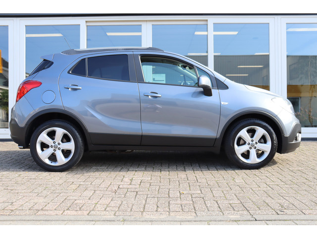 Foto 8 van Opel Mokka 1.4 T Edition 4x4, Climate, Cruise, Dealer Onderhouden, Trekhaak, PDC A, Stuur- & Stoelve