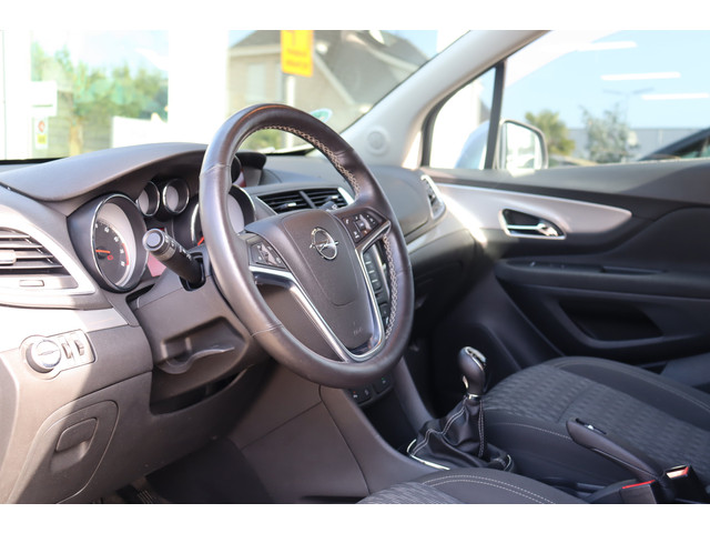Foto 9 van Opel Mokka 1.4 T Edition 4x4, Climate, Cruise, Dealer Onderhouden, Trekhaak, PDC A, Stuur- & Stoelve