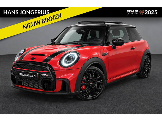 Foto 6 van MINI 3-Deurs 2.0 John Cooper Works Essential | SCHUIF/KANTELDAK | HEAD-UP | CAMERA | NAVI | STUUR/ST