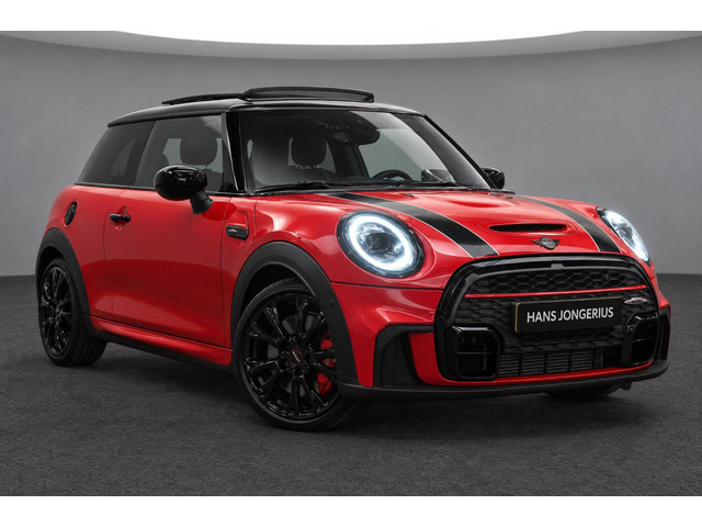 Foto 4 van MINI 3-Deurs 2.0 John Cooper Works Essential | SCHUIF/KANTELDAK | HEAD-UP | CAMERA | NAVI | STUUR/ST