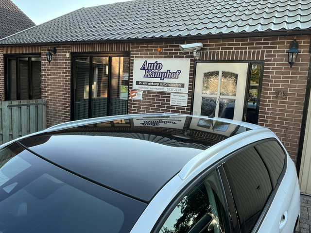 Foto 6 van Peugeot 308 SW 1.2 PureTech Blue Lease Executive DAB+