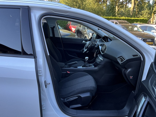 Peugeot 308 SW 1.2 PureTech Blue Lease Executive DAB+