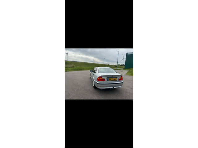 Foto 2 van BMW 3-serie 316i Executive (bj 2002)