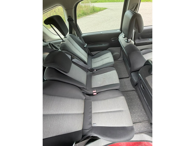 Foto 4 van BMW 3-serie 316i Executive (bj 2002)