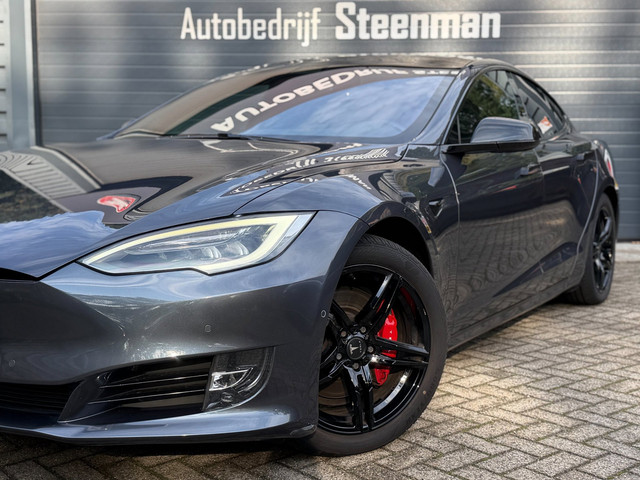 Foto 4 van Tesla Model S 75D Base | Carbon | Luchtvering | Panorama