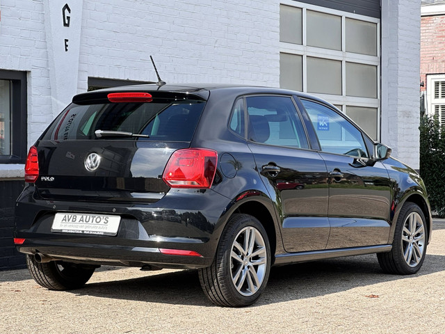 Foto 7 van Volkswagen Polo 1.2 TSI Highline Clima PDC Cruise Stoelverwarming