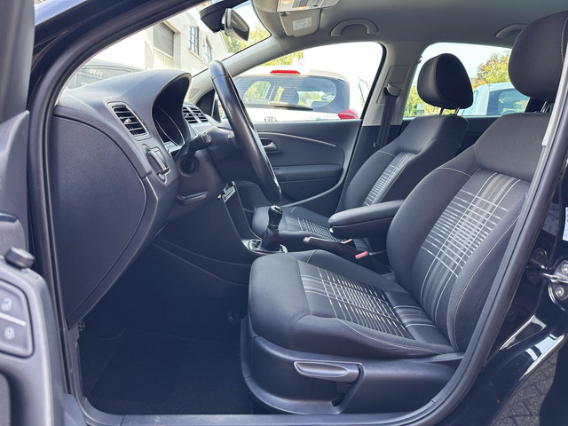Foto 8 van Volkswagen Polo 1.2 TSI Highline Clima PDC Cruise Stoelverwarming