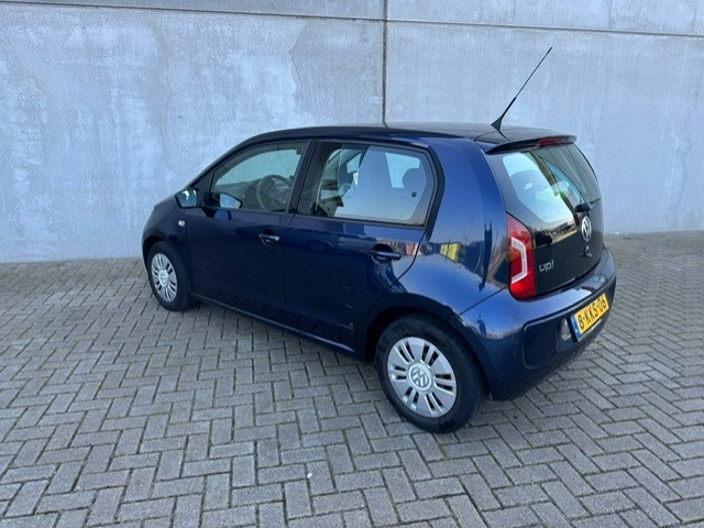 Foto 2 van Volkswagen up! 1.0 move up! BlueM. (bj 2013)