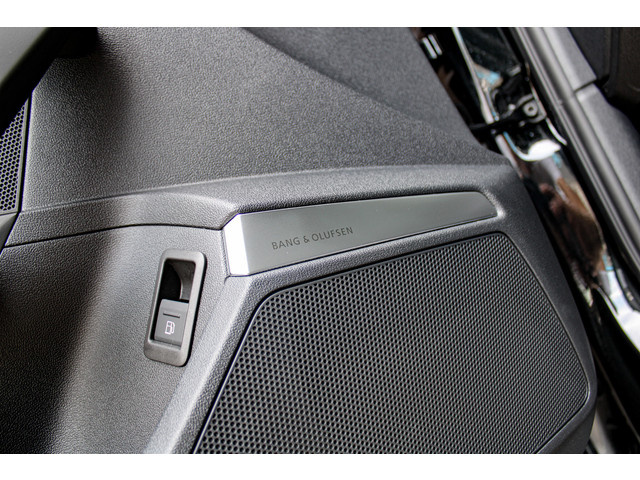 Foto 9 van Audi A3 Sportback 45 TFSI e S edition Competition | Memory | B&O | Matrix | Camera | Standkachel