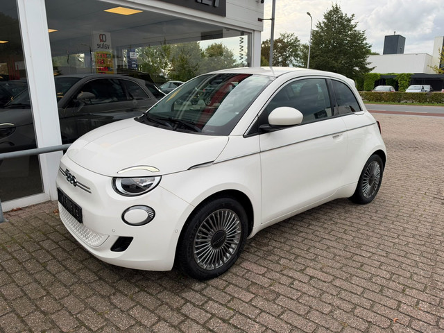 Foto 2 van Fiat 500 Icon 42 kWh