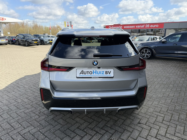 Foto 5 van BMW X1 sDrive20i M Sport Panoramadak Stuurwielverwarming Massage 19 Inch Keyless Entry ACC Harman-Ka