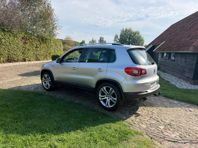 Foto 9 van Volkswagen Tiguan 2.0 TSI 4Motion-R LINE-Pano-Leer-Trekhaak-