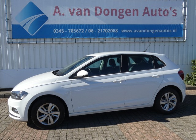 VOLKSWAGEN POLO 1.0 TSI COMFORTLINE,ACC,Camera,PDC,APPLE/Andoid,Navi
