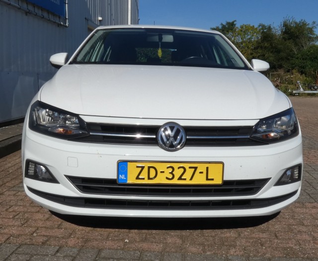 Foto 9 van VOLKSWAGEN POLO 1.0 TSI COMFORTLINE,ACC,Camera,PDC,APPLE/Andoid,Navi