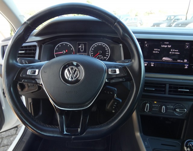 Foto 2 van VOLKSWAGEN POLO 1.0 TSI COMFORTLINE,ACC,Camera,PDC,APPLE/Andoid,Navi